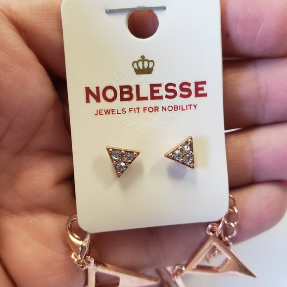 Rose Gold Tone Rhinestone Triangle Collar Necklace Earring Set NEW - Picture 2 of 3
